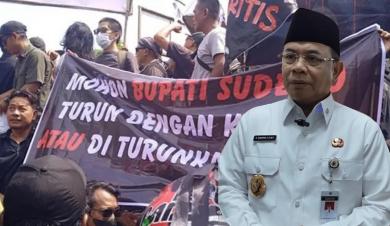 Pemerintahan Pati Digoyang, Tuntut Bupati Mundur, Mensesneg : Tanggung Jawab Etis Pejabat Publik
